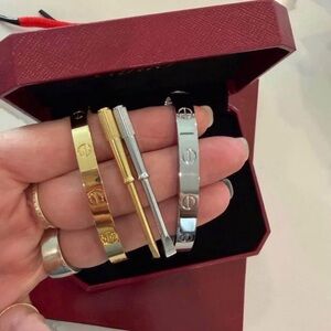 🌟New Screwdriver stainless steel Gold Plated Love Bracelet Bangle